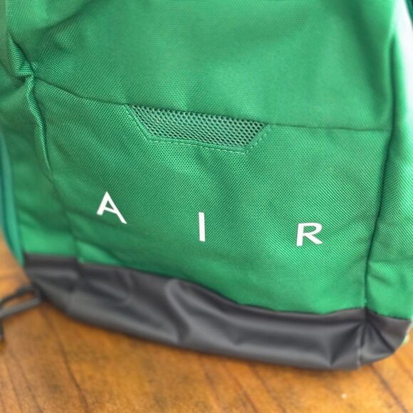 Nike Air Jordan Velocity Duffle Bag Money Gym Bag Travel Green Gold Oregon Ducks - Picture 11 of 14